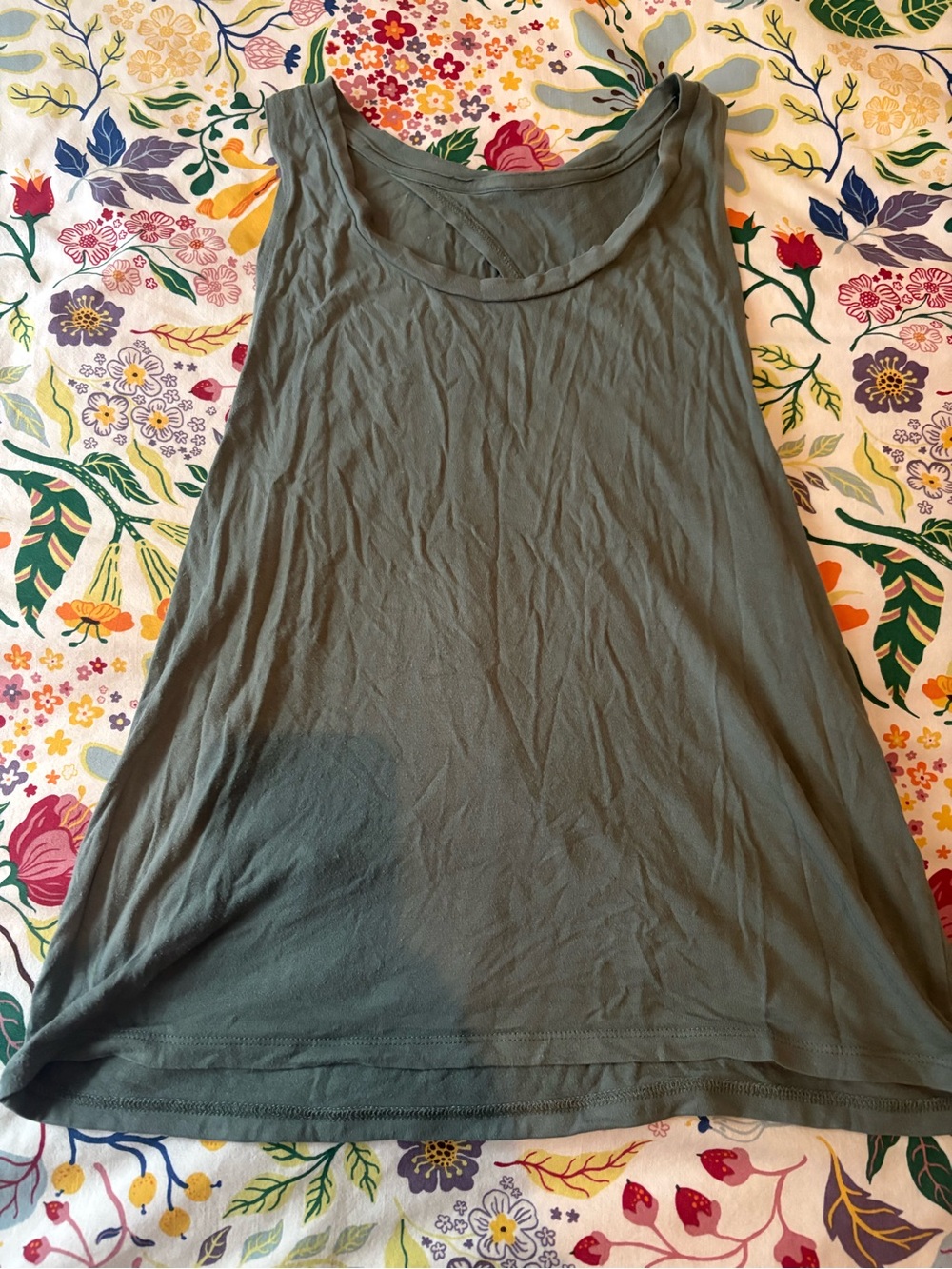 Alo yoga green tank top